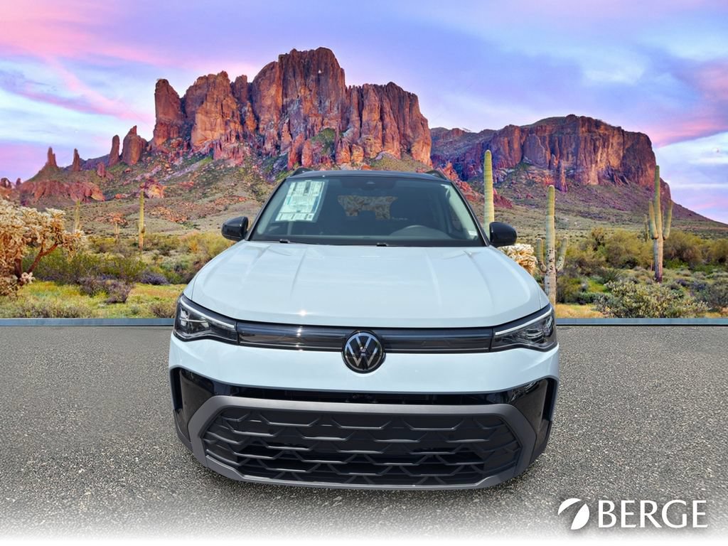 New 2026 Volkswagen Taos SE FWD image 6