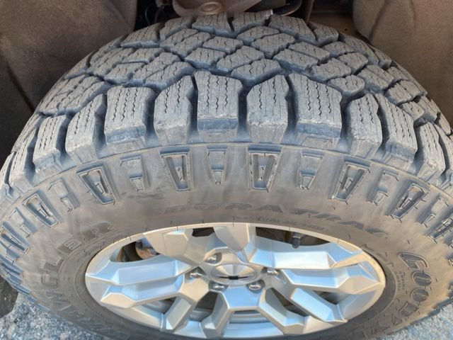 Used 2023 Chevrolet Silverado 1500 RST w/ Max Trailering Package AWD/4WD image 14