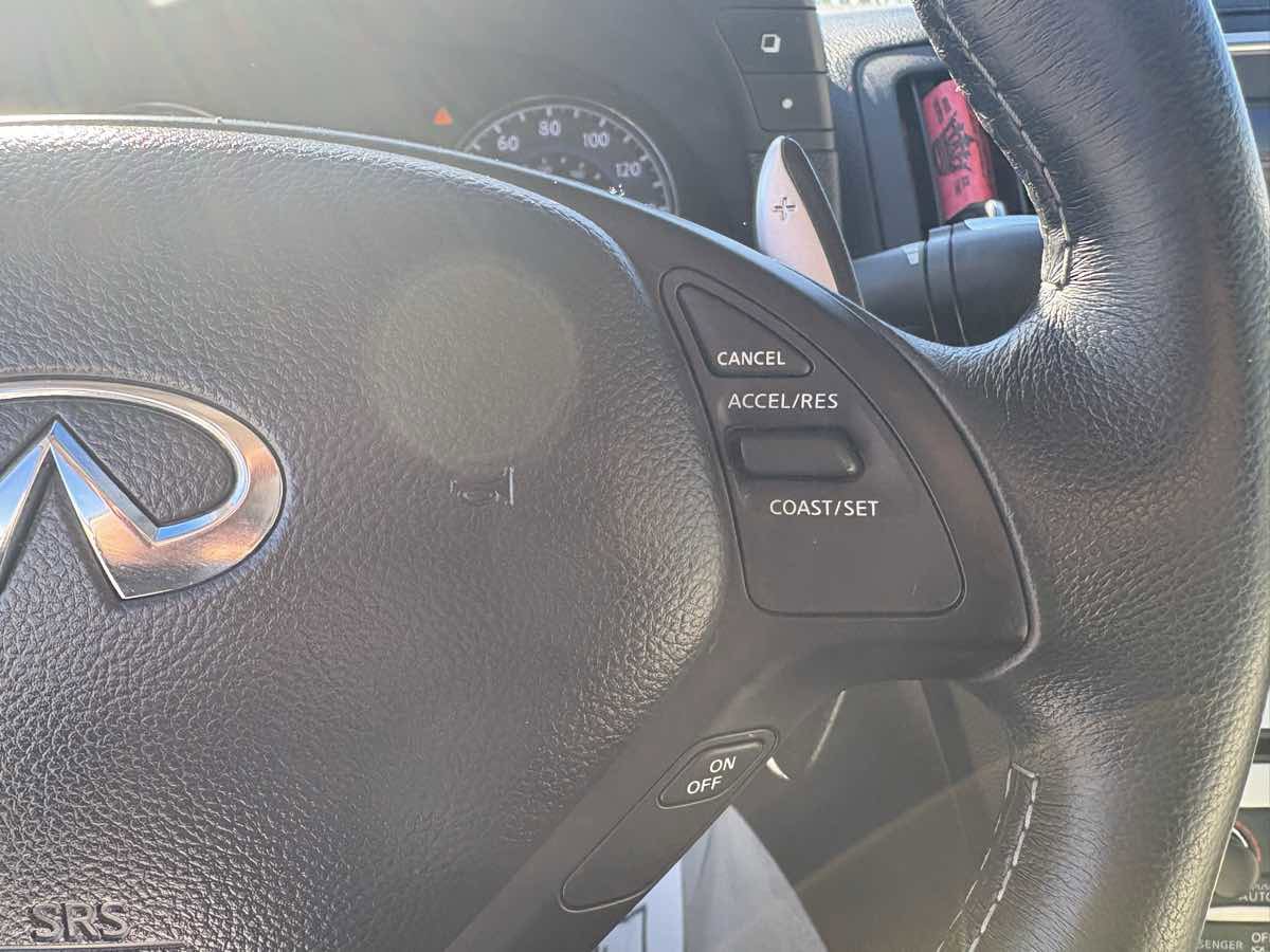 Used 2014 INFINITI Q60 Journey w/ Premium Package image 26