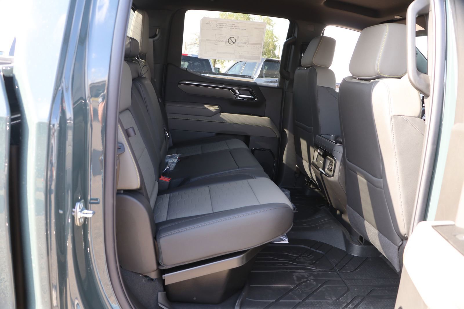 New 2026 Chevrolet Silverado 1500 ZR2 image 31