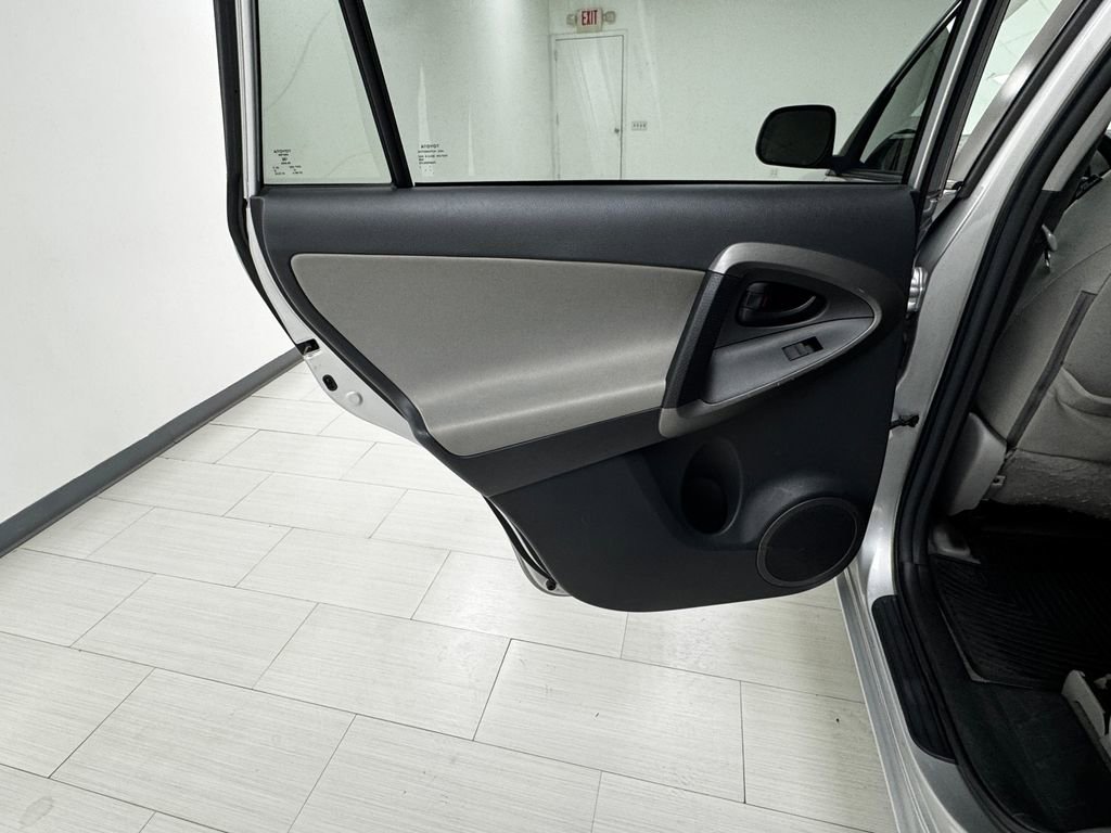 Used 2010 Toyota RAV4 4WD image 11