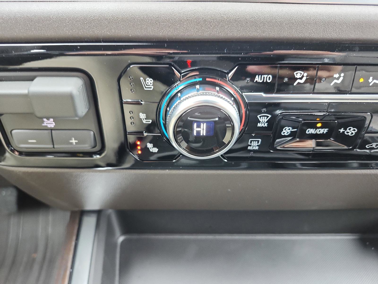 New 2026 GMC Sierra 1500 SLT w/ SLT Premium Plus Package image 19