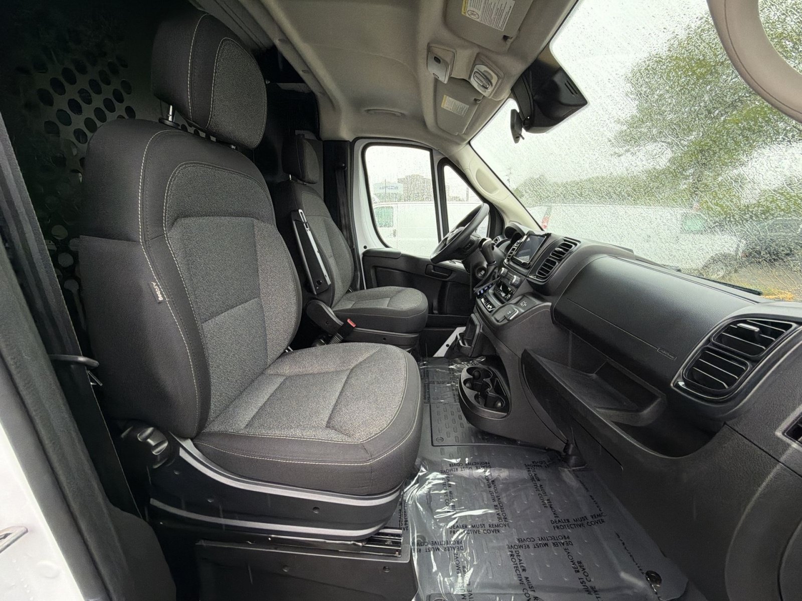 Used 2025 RAM ProMaster 2500 w/ U-Haul Equipment Group FWD image 24