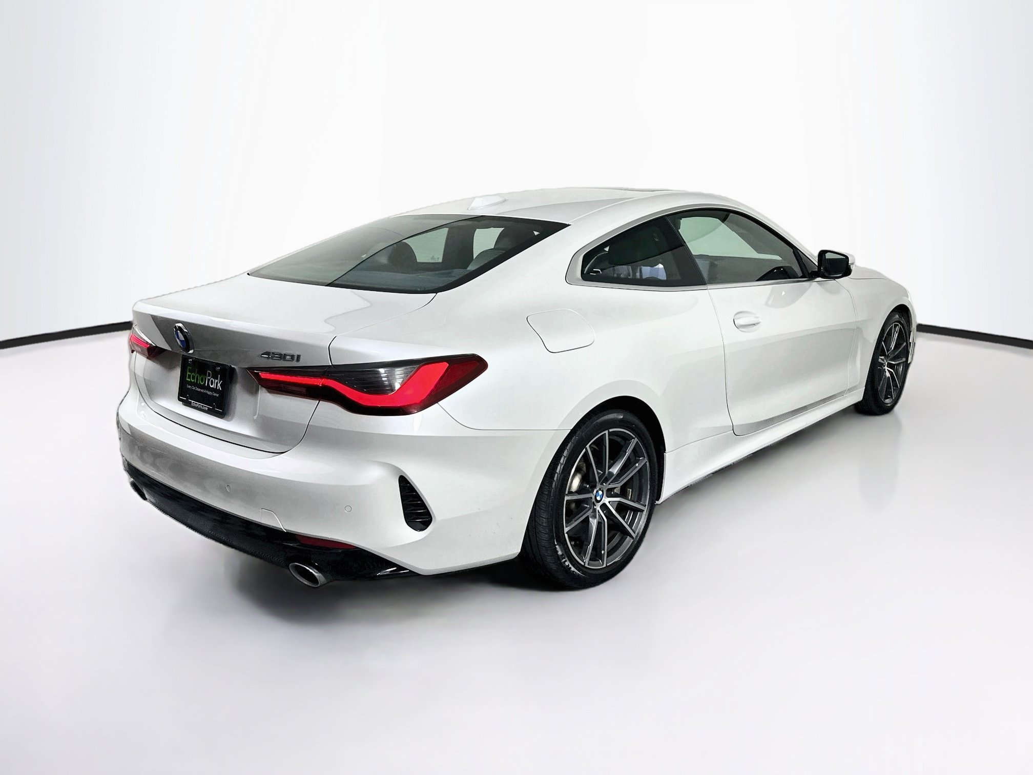 Used 2025 BMW 430i Coupe w/ Premium Package RWD image 9