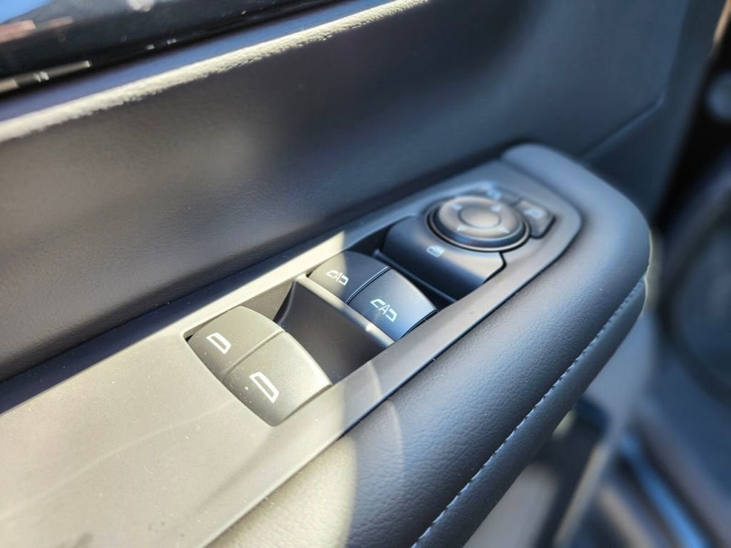 New 2026 Chevrolet Suburban LS AWD/4WD image 16