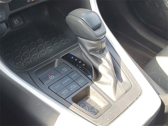 Used 2023 Toyota RAV4 XLE image 24