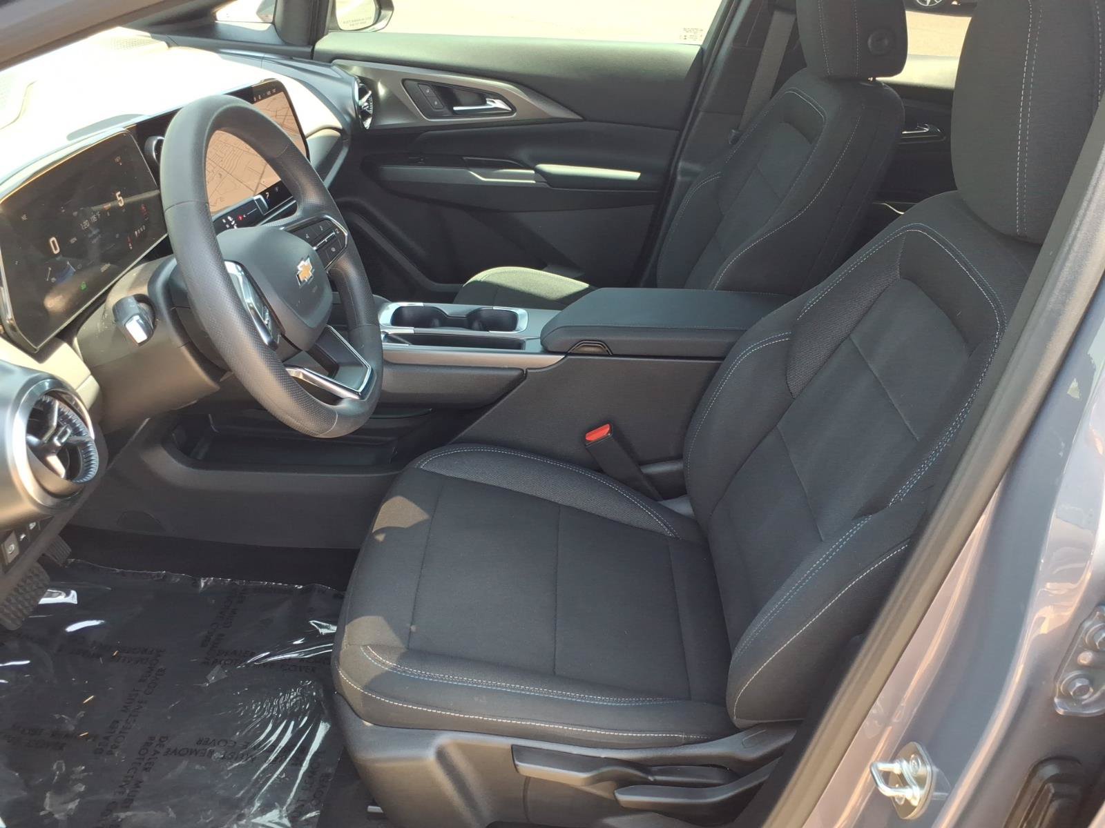 Used 2026 Chevrolet Equinox EV LT FWD image 20