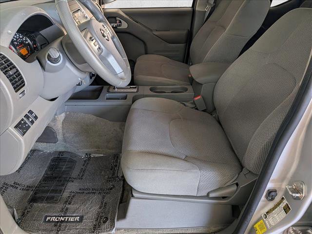 Used 2018 Nissan Frontier SV AWD/4WD image 21