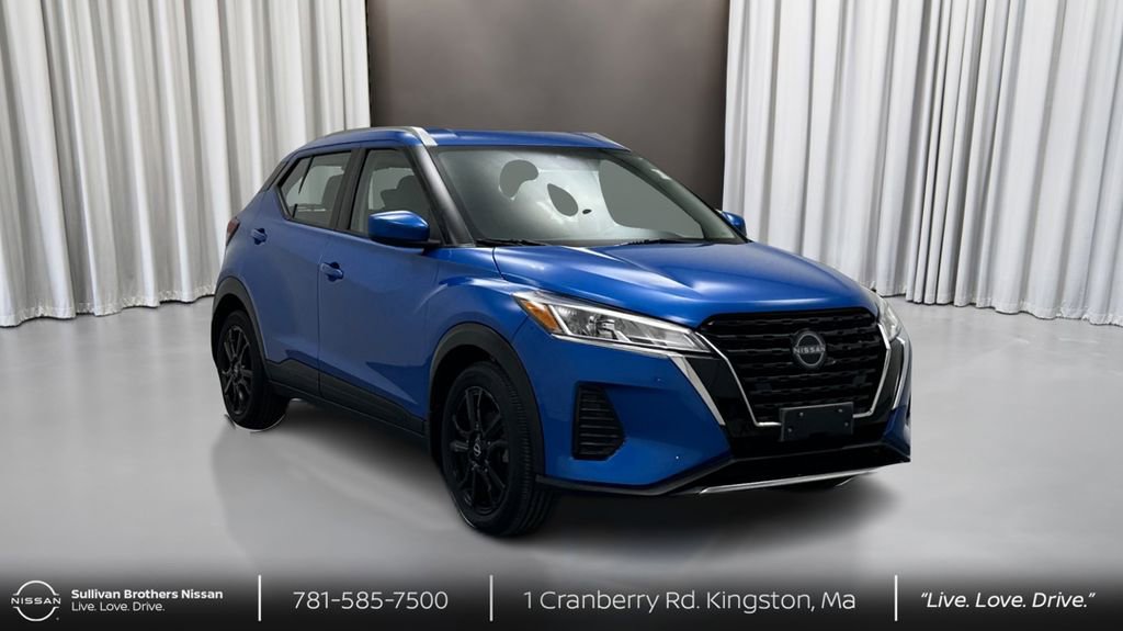 Certified 2022 Nissan Kicks SV image 3