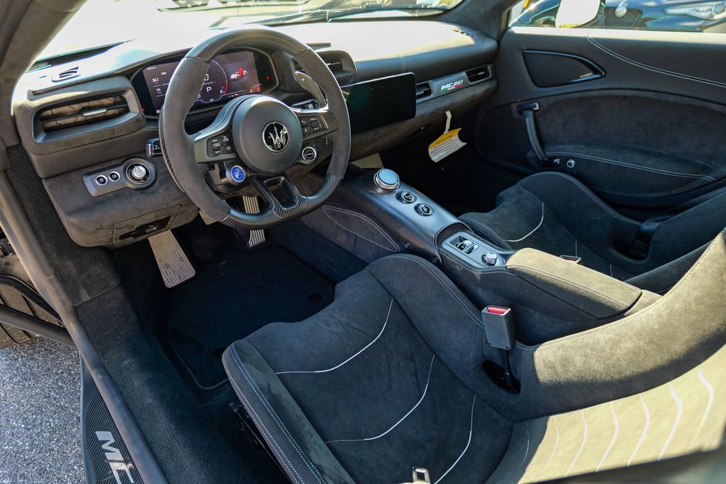 Used 2025 Maserati MC20 Coupe image 26
