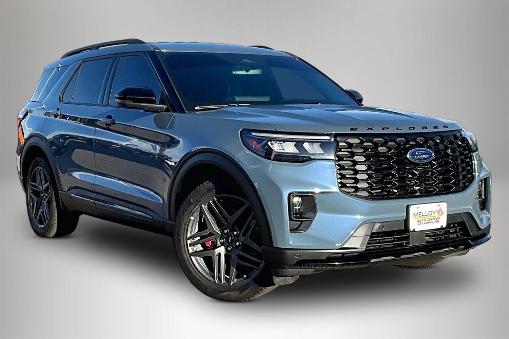 Used 2025 Ford Explorer ST-Line w/ Premium Package RWD image 1