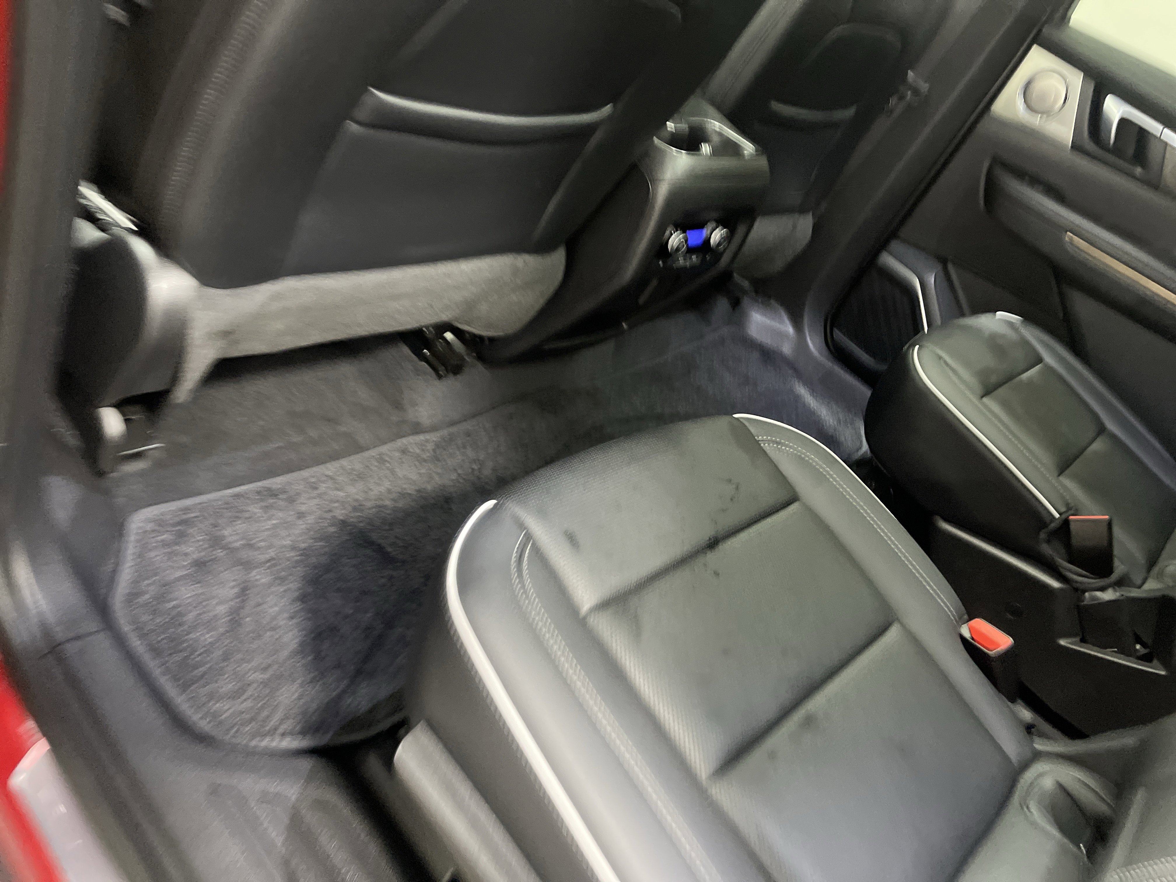 Used 2025 Buick Enclave Avenir FWD image 17