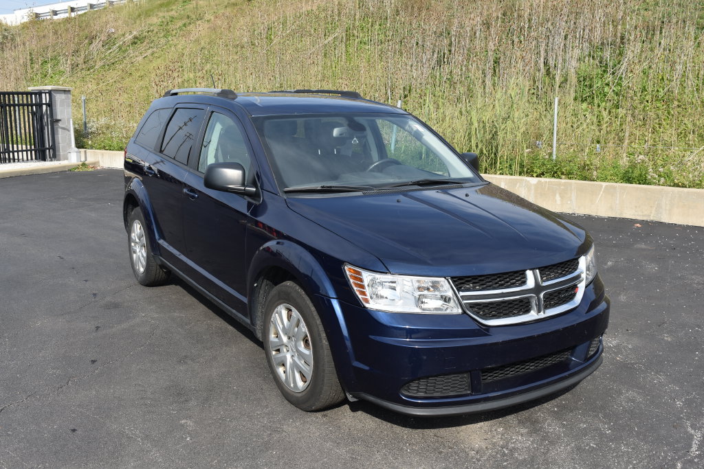 Used 2018 Dodge Journey SE w/ Connectivity Group