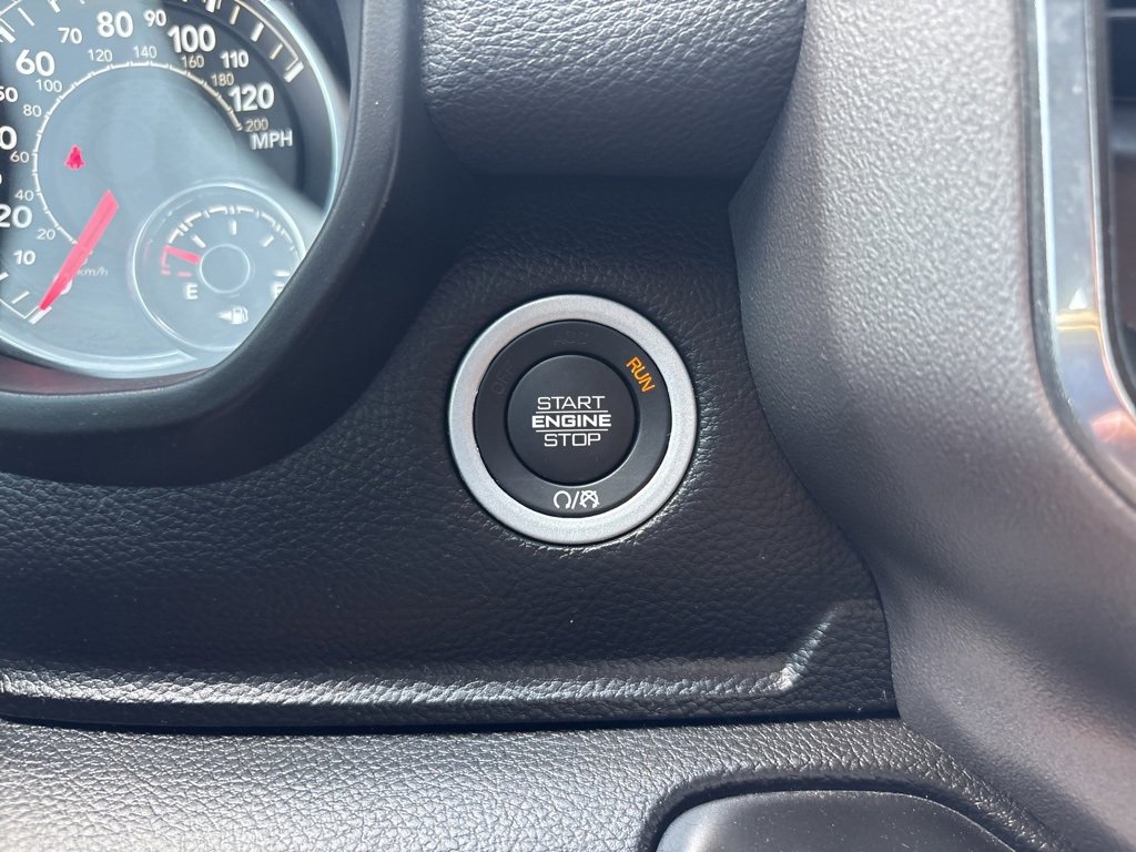 Used 2023 RAM 1500 Laramie image 12