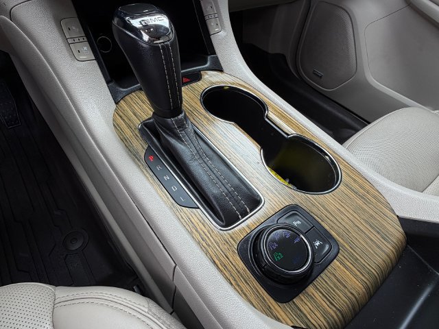 Certified 2019 GMC Acadia Denali w/ Technology Package AWD/4WD image 25