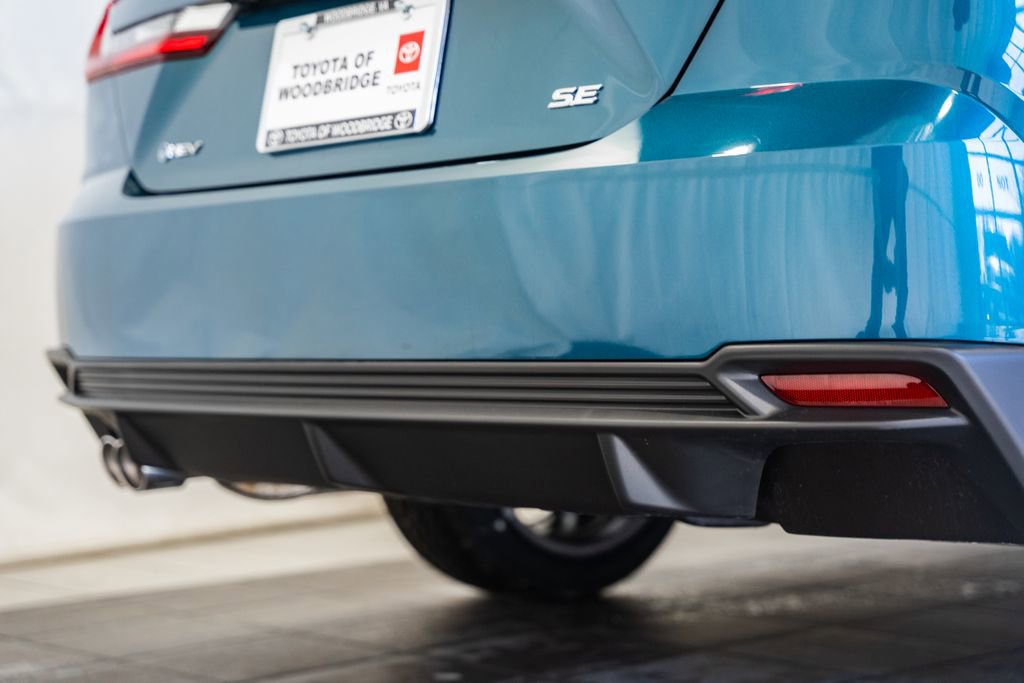 New 2026 Toyota Camry SE image 9