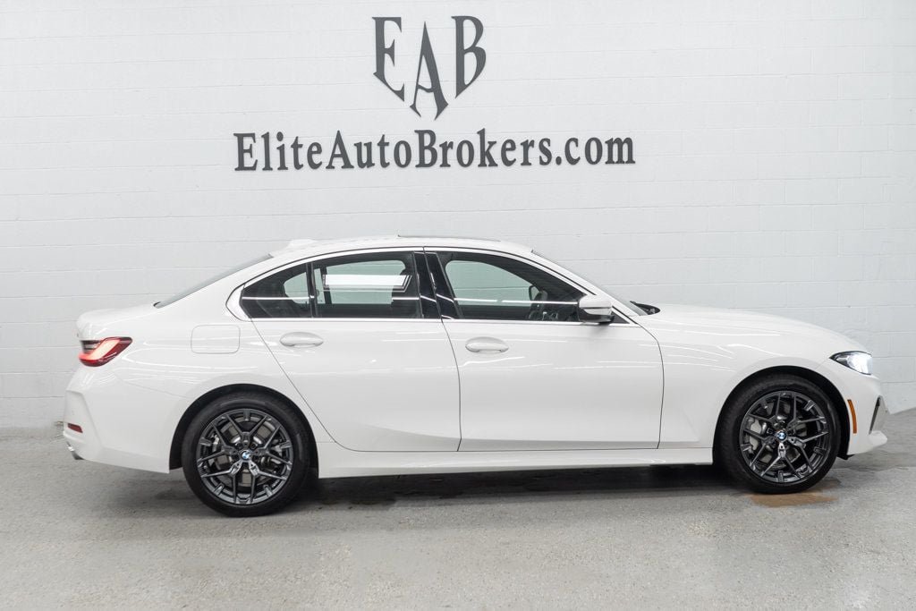 Used 2026 BMW 330i xDrive Sedan AWD/4WD image 5