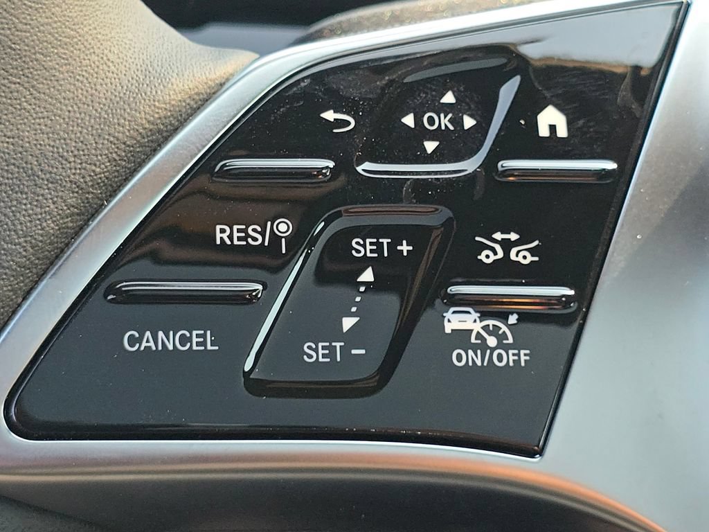 New 2026 Mercedes-Benz GLA 250 4MATIC image 35