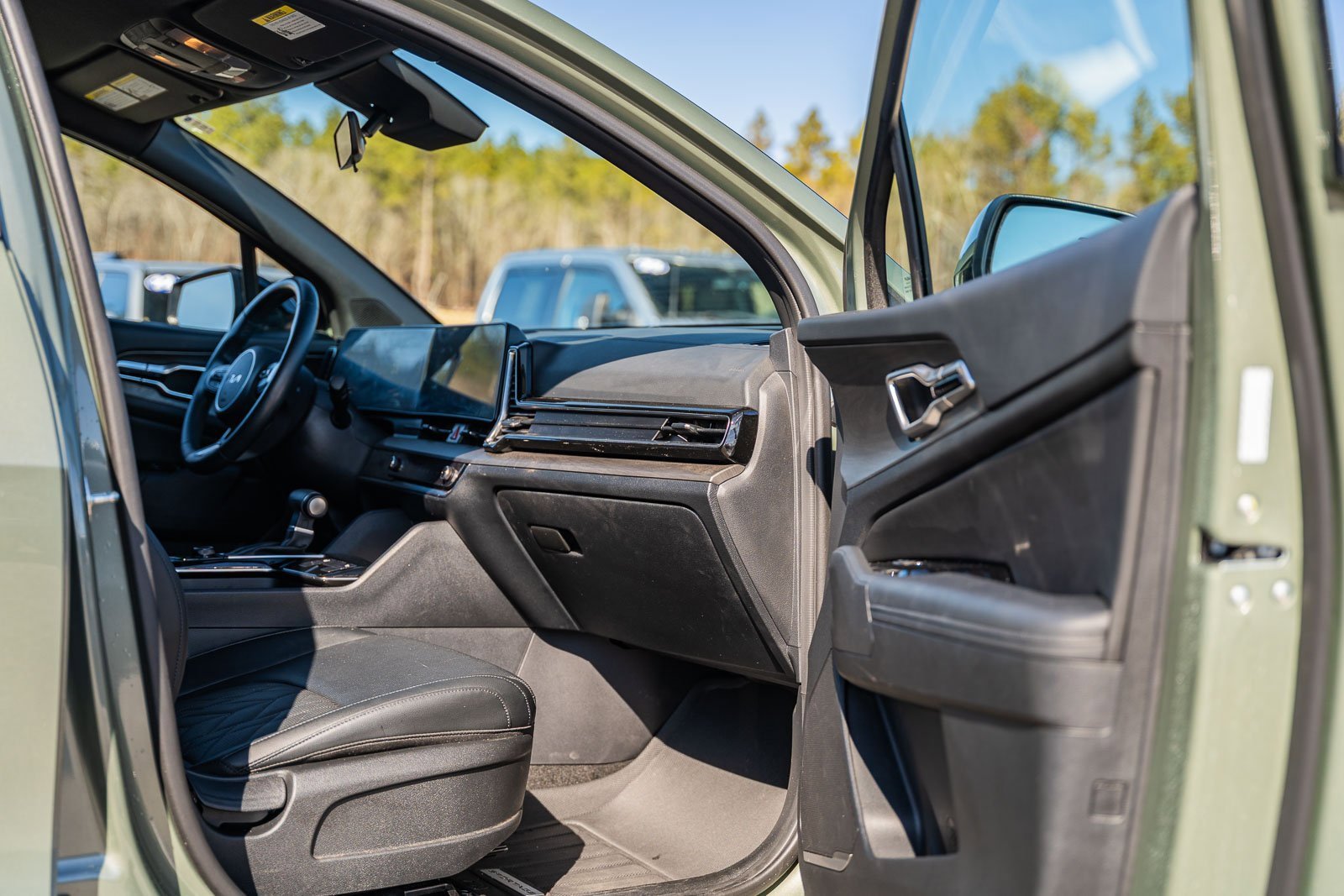 Used 2025 Kia Sportage X-Line image 13