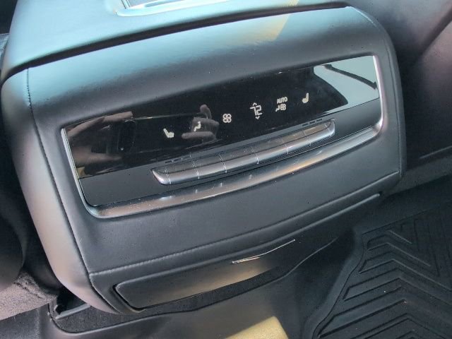 Used 2021 Cadillac Escalade Sport Platinum image 6