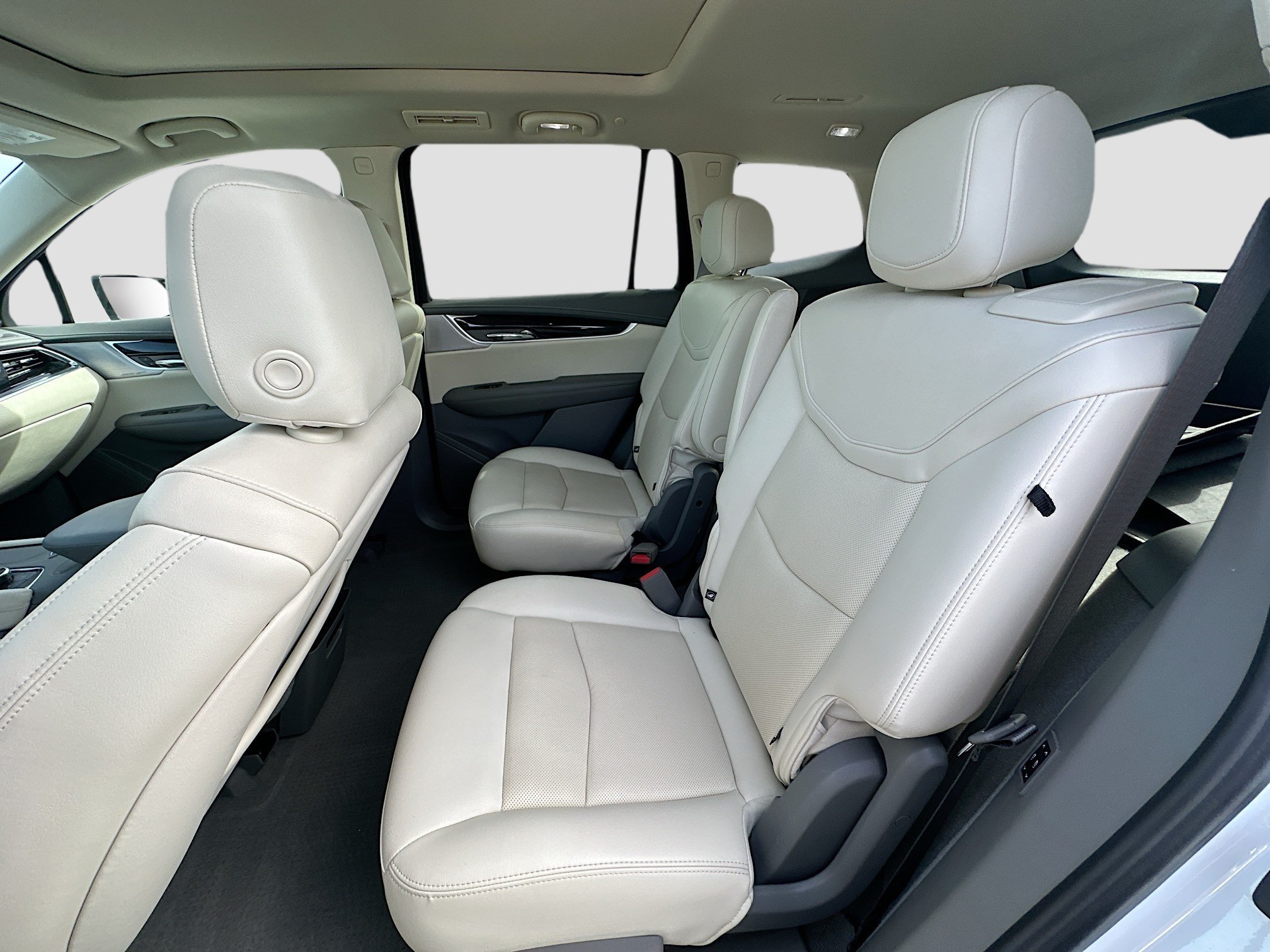 Used 2023 Cadillac XT6 Premium Luxury FWD image 24