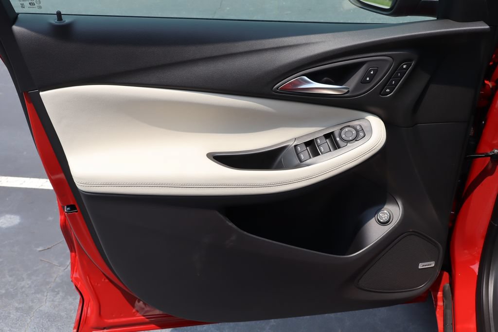 New 2026 Buick Encore GX Avenir w/ Avenir Technology Package AWD/4WD image 9