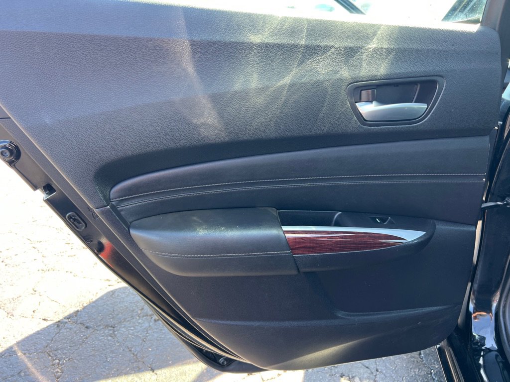 Used 2015 Acura TLX image 13