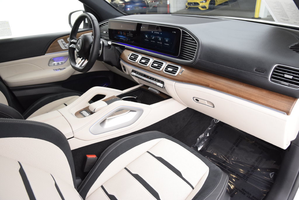 Used 2026 Mercedes-Benz GLE 53 AMG 4MATIC image 14