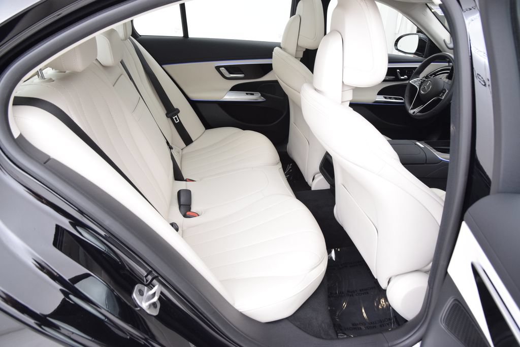 Certified 2026 Mercedes-Benz E 350 4MATIC Sedan image 18