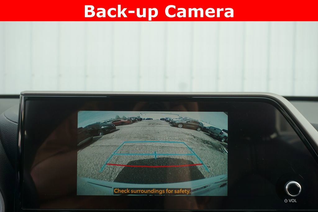 Certified 2024 Toyota Highlander XLE AWD/4WD image 10