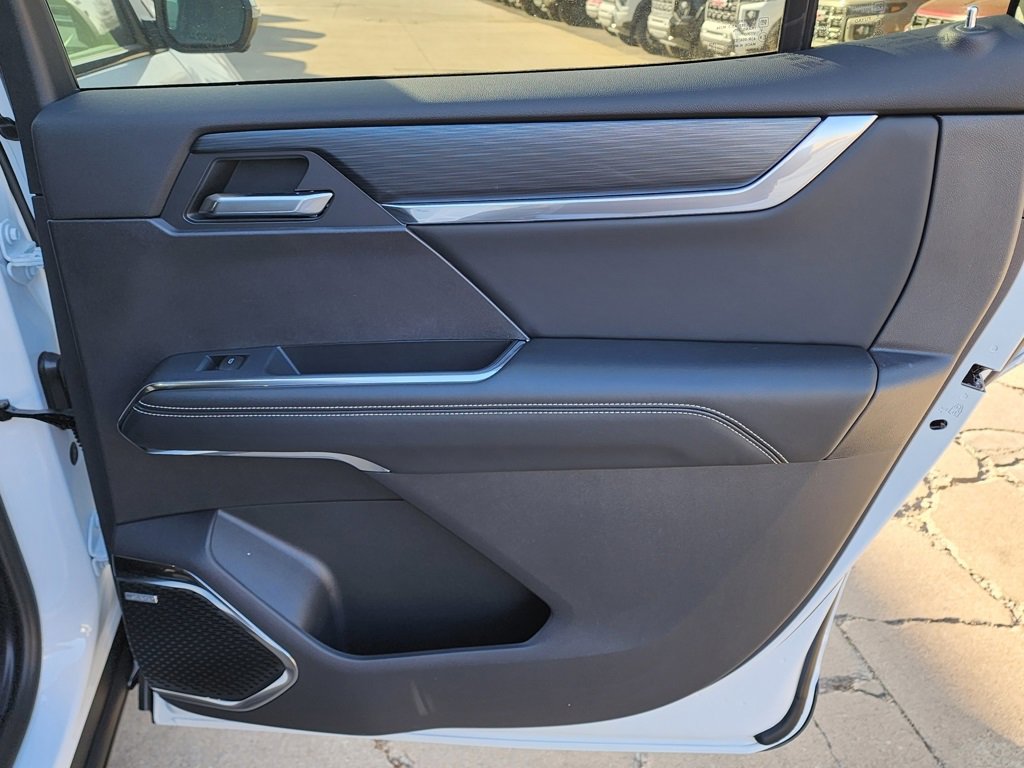 New 2026 GMC Acadia Elevation w/ Black Edition image 42