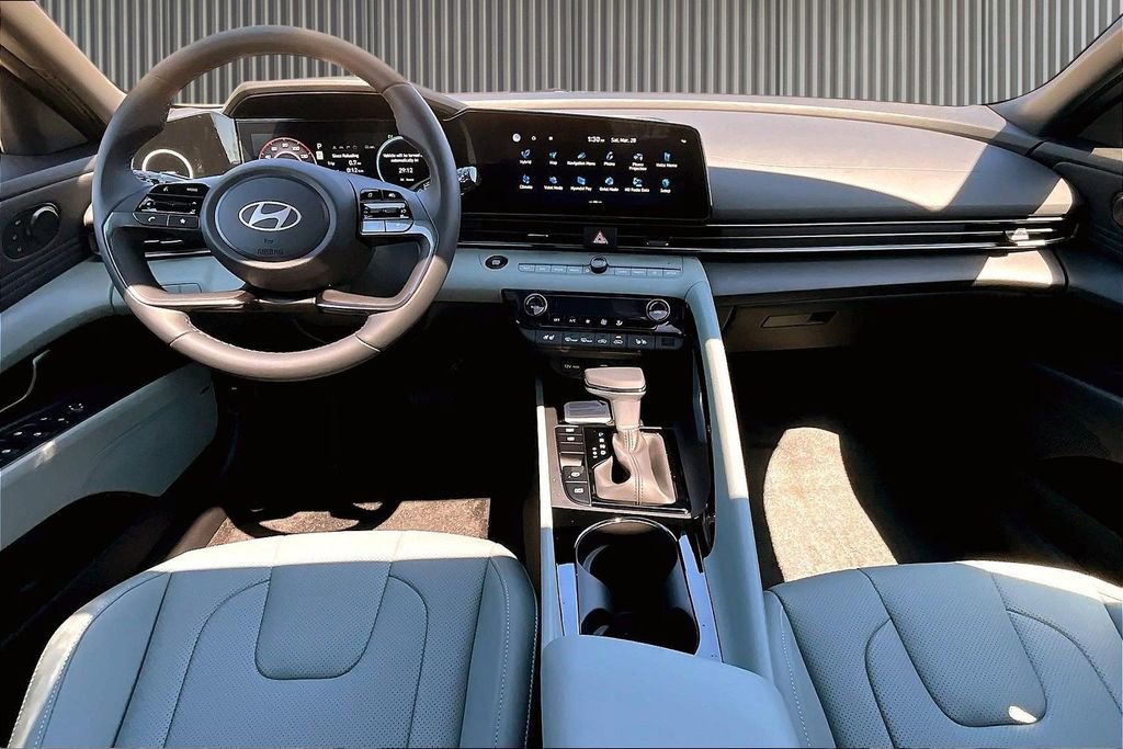 New 2026 Hyundai Elantra Limited image 6