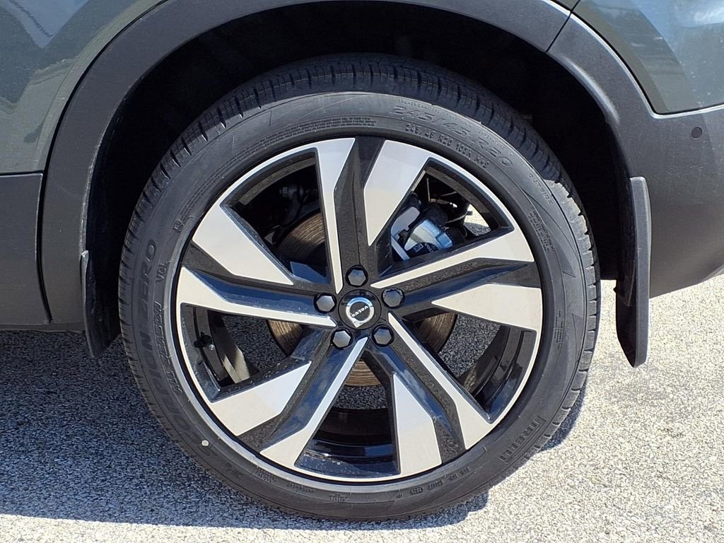 New 2026 Volvo XC40 B5 Ultra w/ Protection Package Premier AWD/4WD image 6