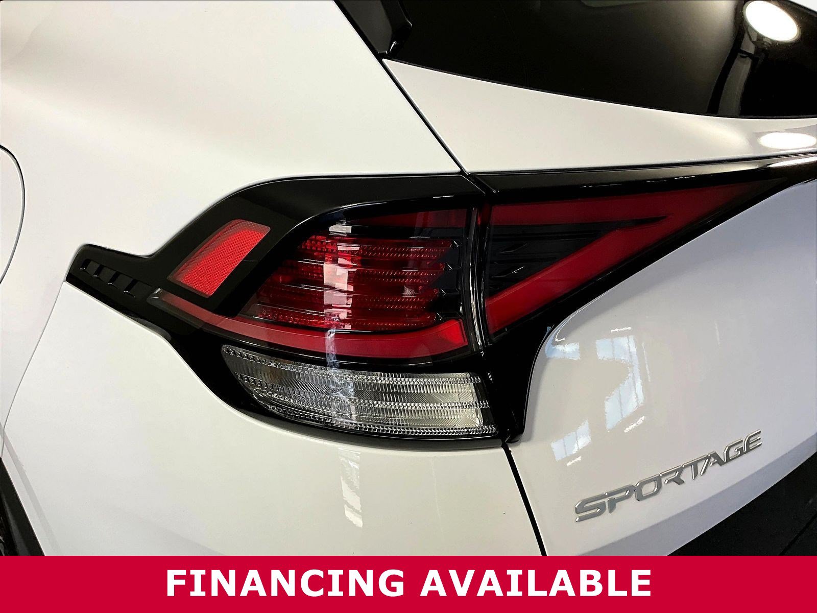 Used 2024 Kia Sportage EX AWD/4WD image 23