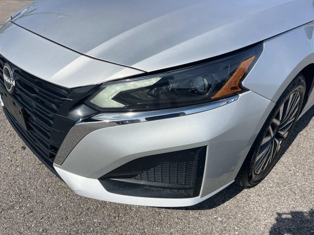 Certified 2024 Nissan Altima 2.5 SV FWD image 9