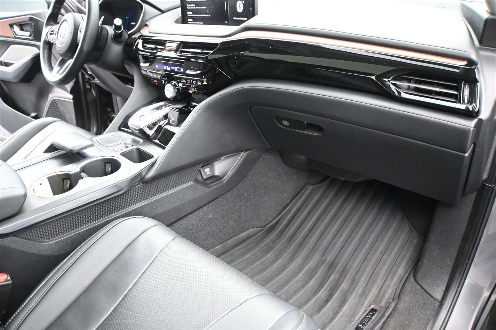 Certified 2022 Acura MDX SH-AWD w/ Technology Package image 15