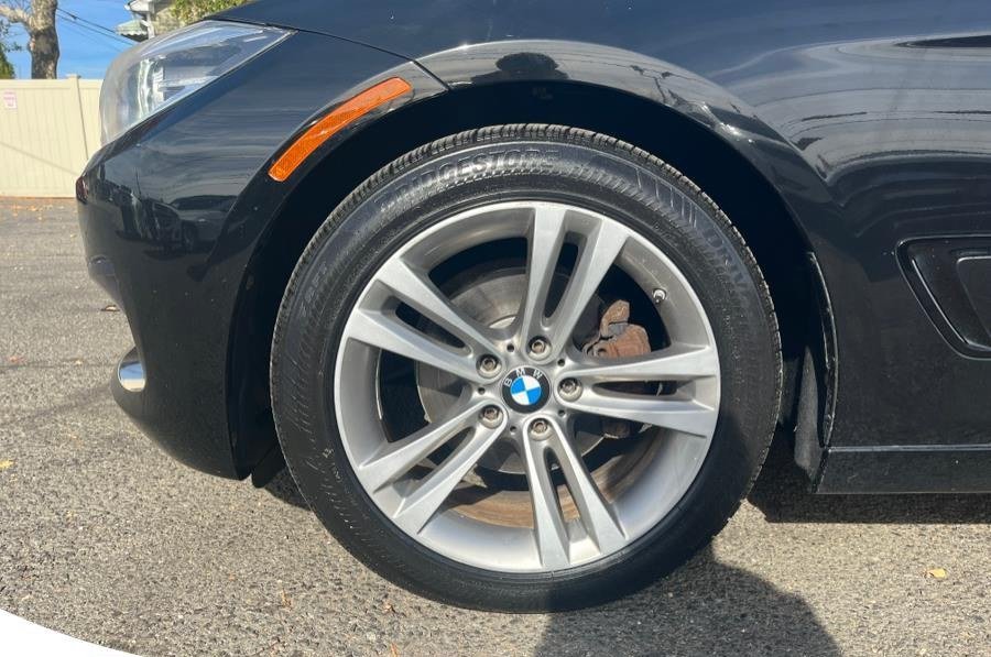 Used 2017 BMW 330i Gran Turismo xDrive AWD/4WD image 4