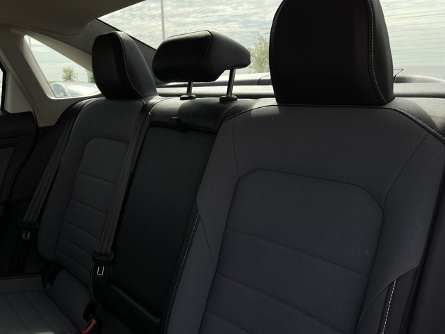 New 2025 Volkswagen Jetta SE FWD image 32