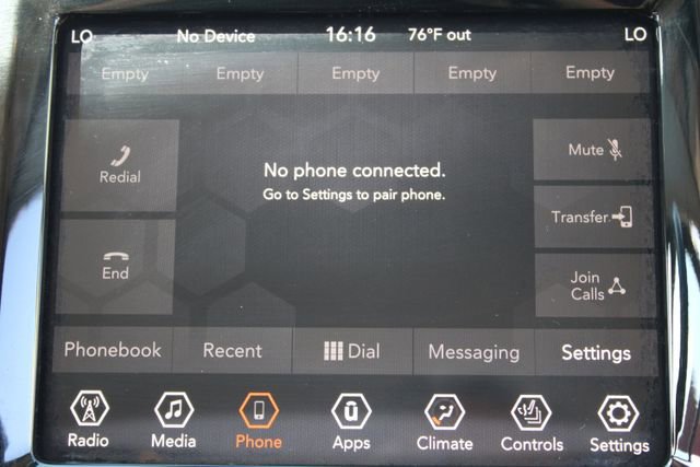Used 2019 Jeep Cherokee Limited FWD image 25