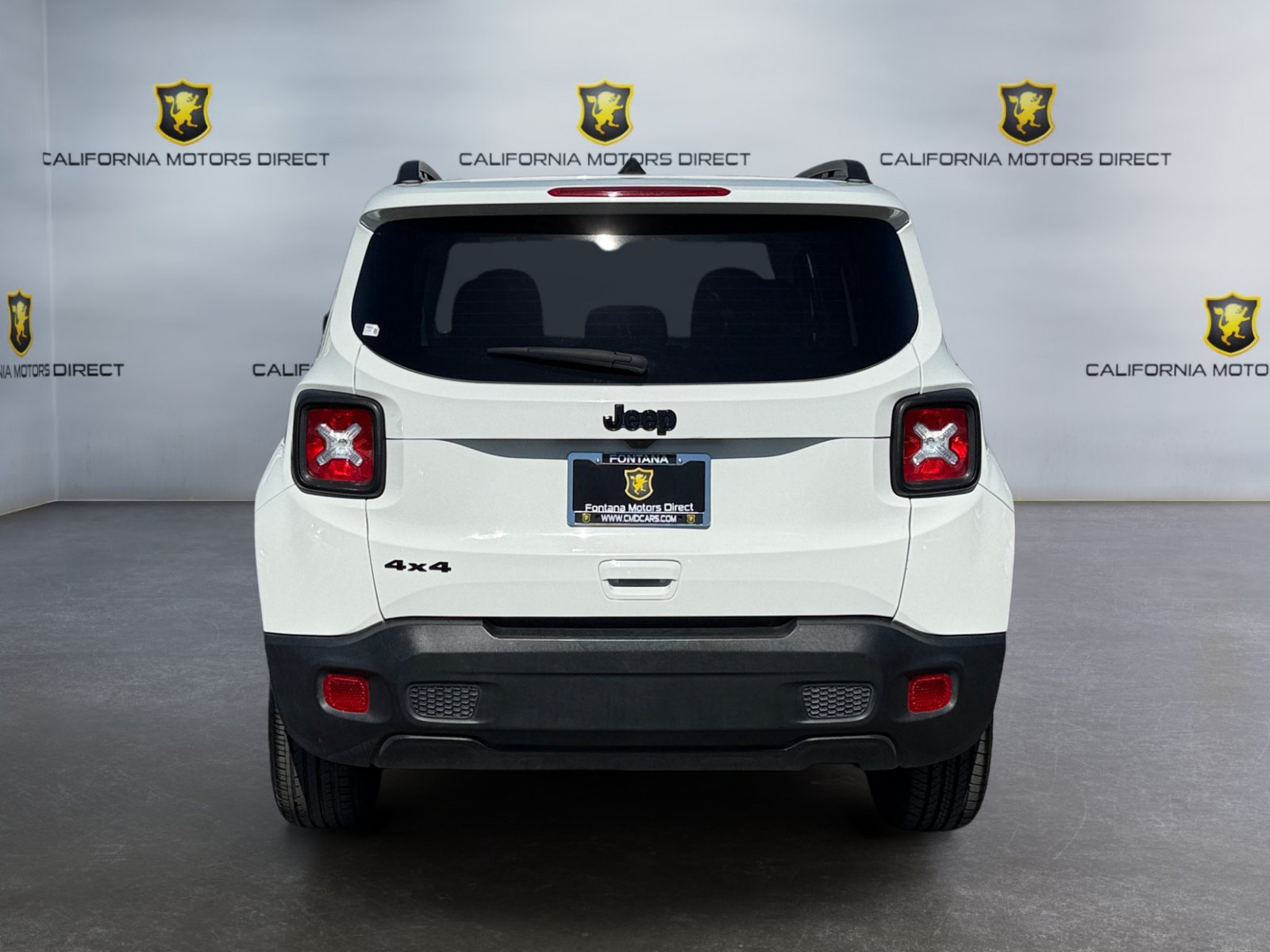 Used 2023 Jeep Renegade Latitude AWD/4WD image 4