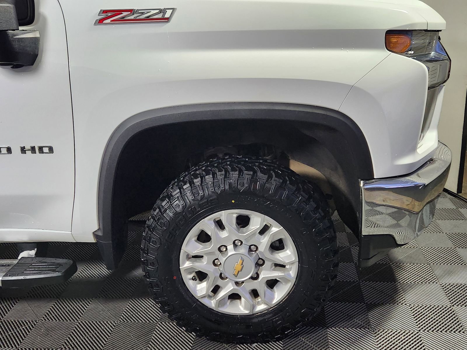 Used 2023 Chevrolet Silverado 2500 LT w/ Convenience Package image 10