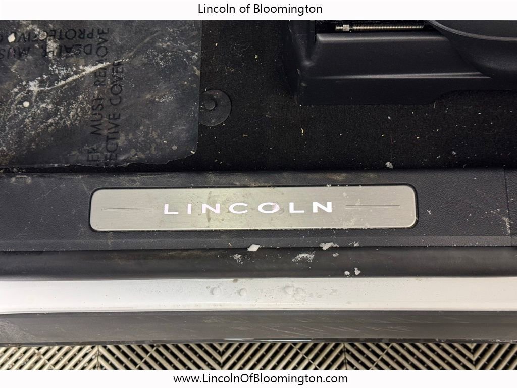 Certified 2025 Lincoln Aviator Black Label image 24