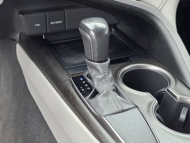 Used 2021 Toyota Camry SE FWD image 20