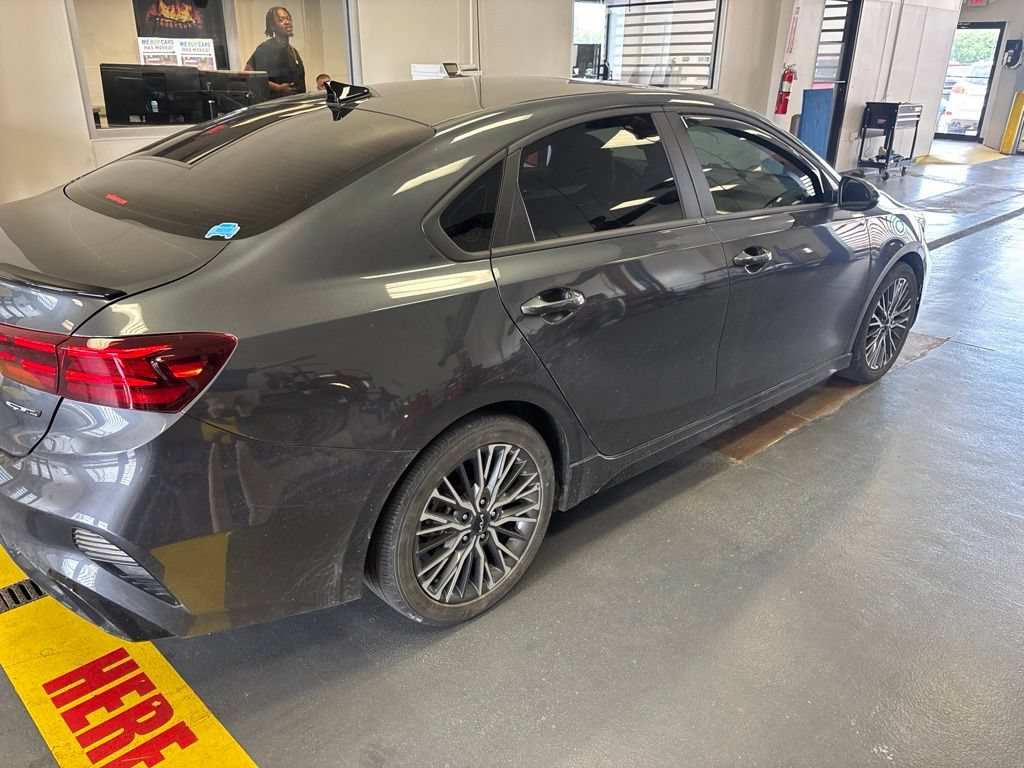 Used 2023 Kia Forte GT-Line w/ GT-Line Premium Package FWD image 8