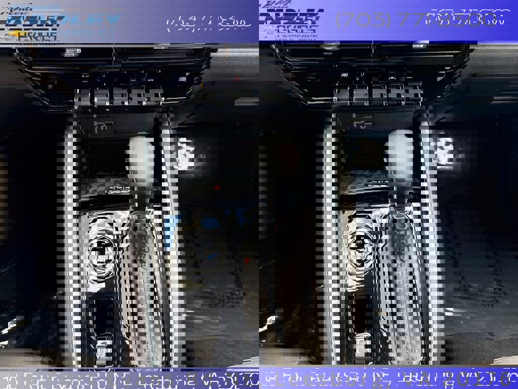 Used 2024 Chevrolet Colorado LT w/ LT Convenience Package III image 21