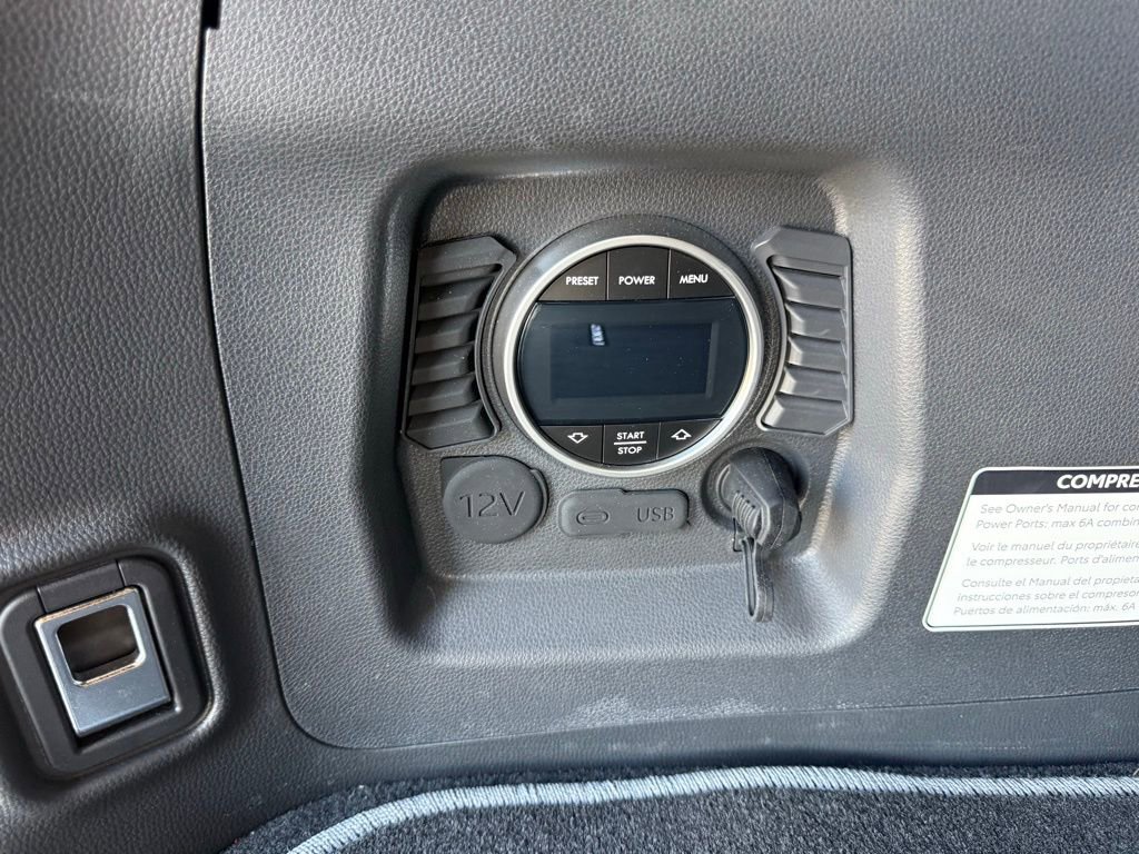 Used 2025 Lexus GX 550 w/ Accessory Package (32) AWD/4WD image 20