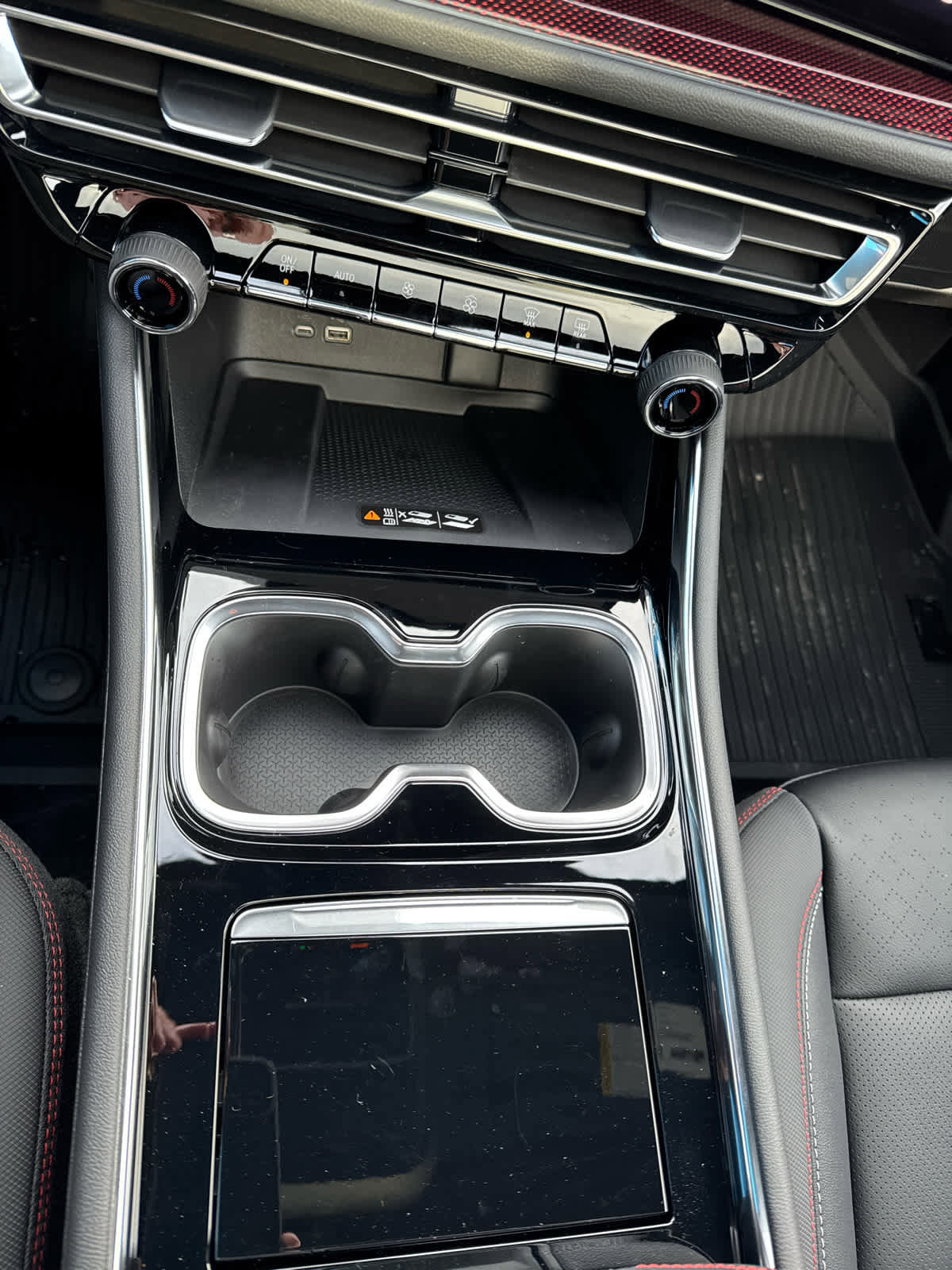 New 2026 Chevrolet Traverse RS w/ LPO, Floor Liner Package image 27