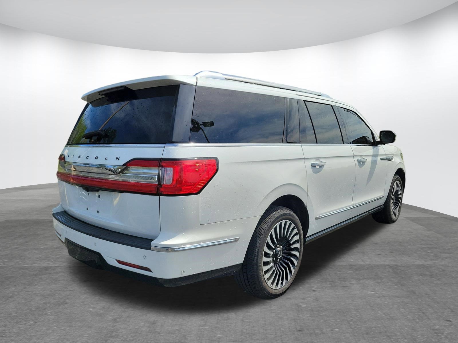 Used 2020 Lincoln Navigator L Black Label image 33