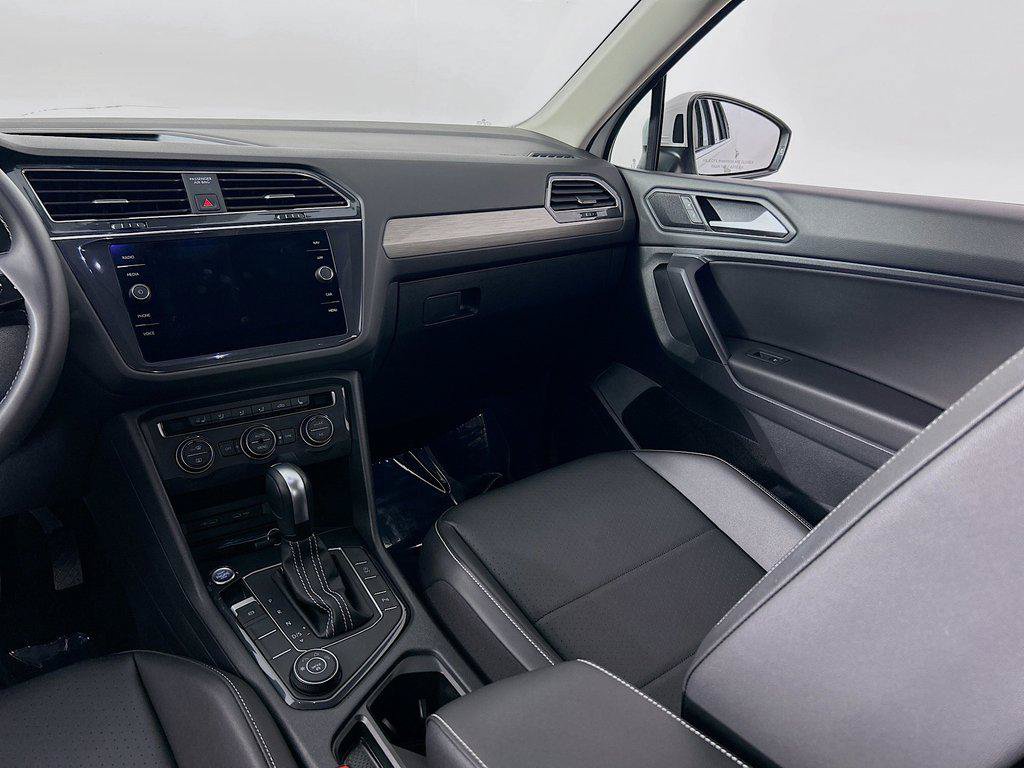 Certified 2021 Volkswagen Tiguan SEL AWD/4WD image 24