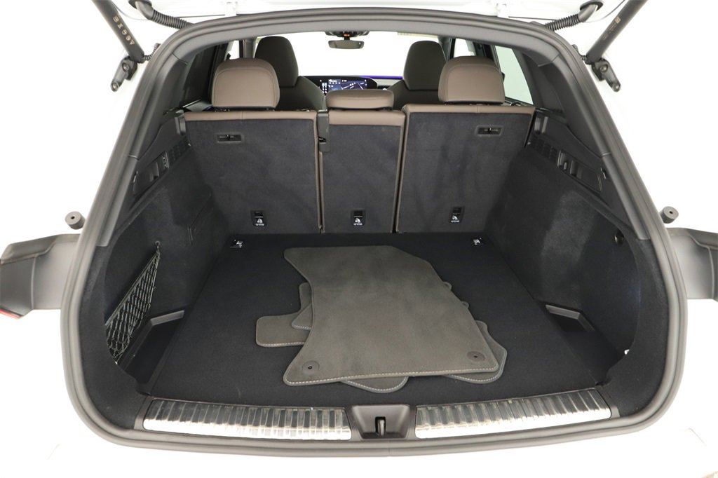 Certified 2025 Audi Q5 Prestige image 29